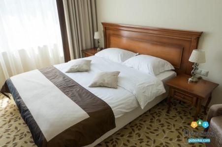 Стандарт 2-местный с двухспальной кроватью с балконом, фото 1