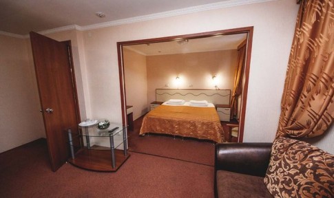 1 категория 2- местный с  одной двуспальной кроватью или двумя раздельными кроватями 1- 4 этаж, фото 6