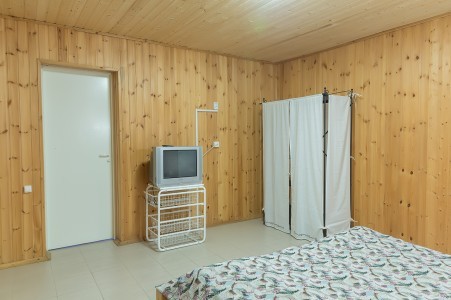 Стандарт 2-местный 2-комнатный (вид на лес), фото 1