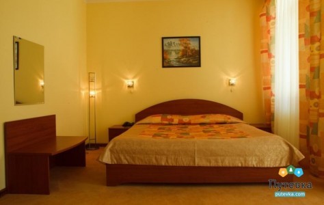 Люкс 2-местный 1-комнатный в Коттедже с французской кроватью, фото 1